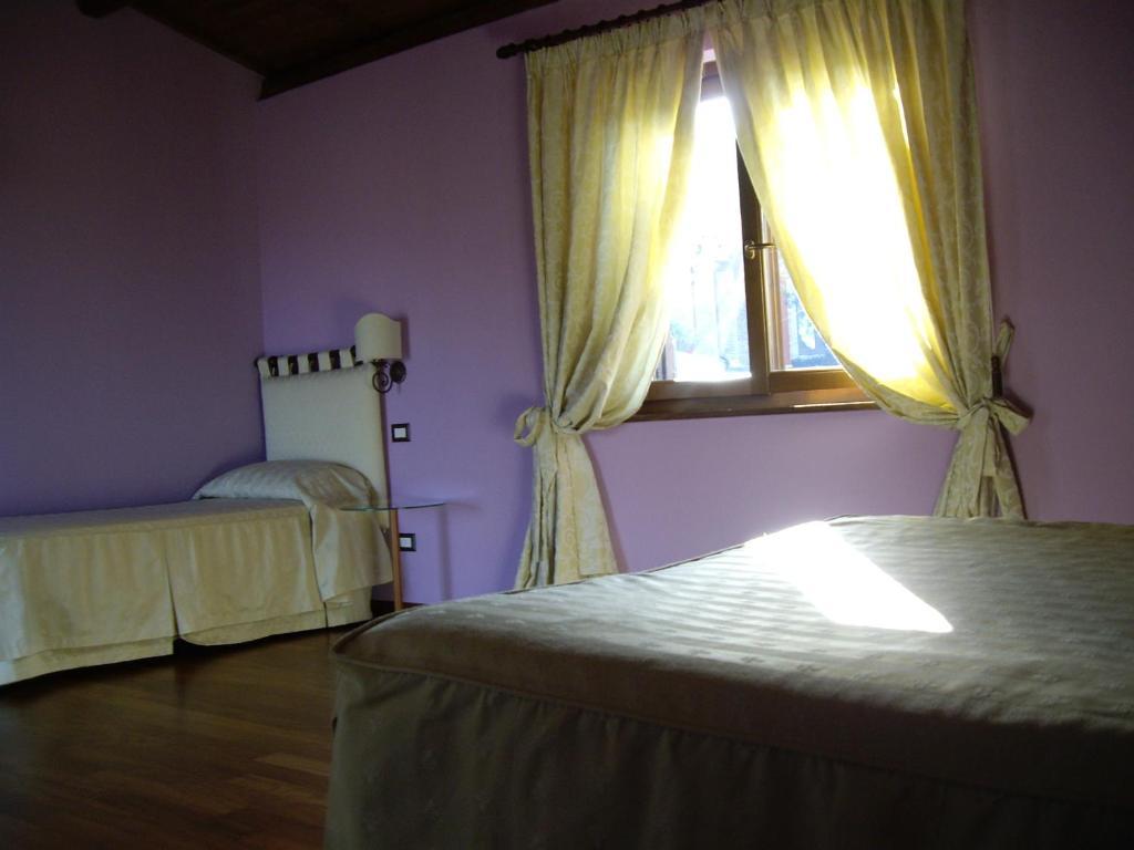 Agriturismo Il Borgo Degli Ulivi Roseto Degli Abruzzi Δωμάτιο φωτογραφία