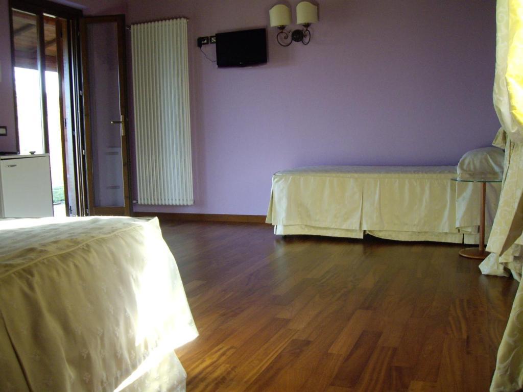 Agriturismo Il Borgo Degli Ulivi Roseto Degli Abruzzi Δωμάτιο φωτογραφία