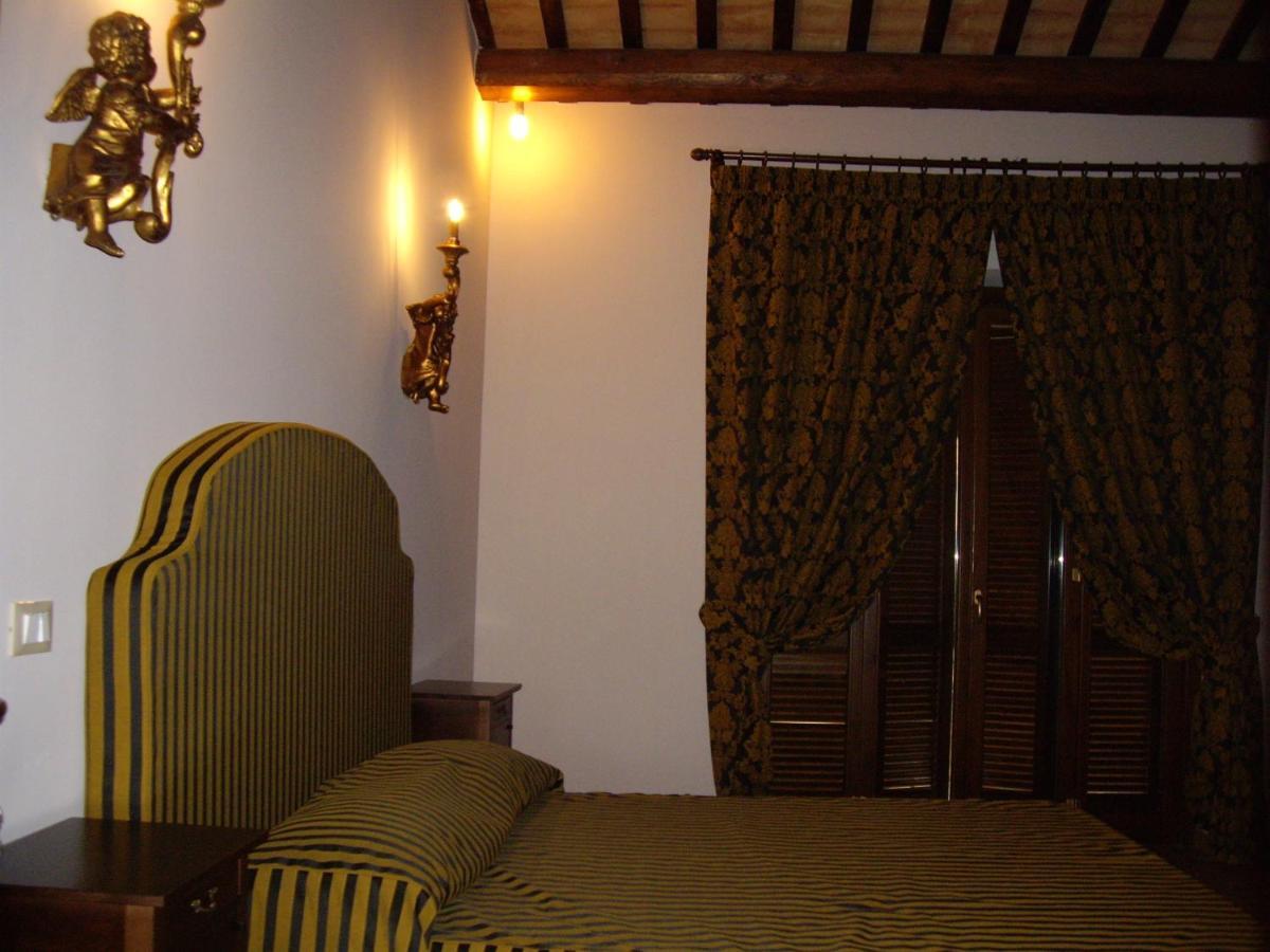 Agriturismo Il Borgo Degli Ulivi Roseto Degli Abruzzi Δωμάτιο φωτογραφία